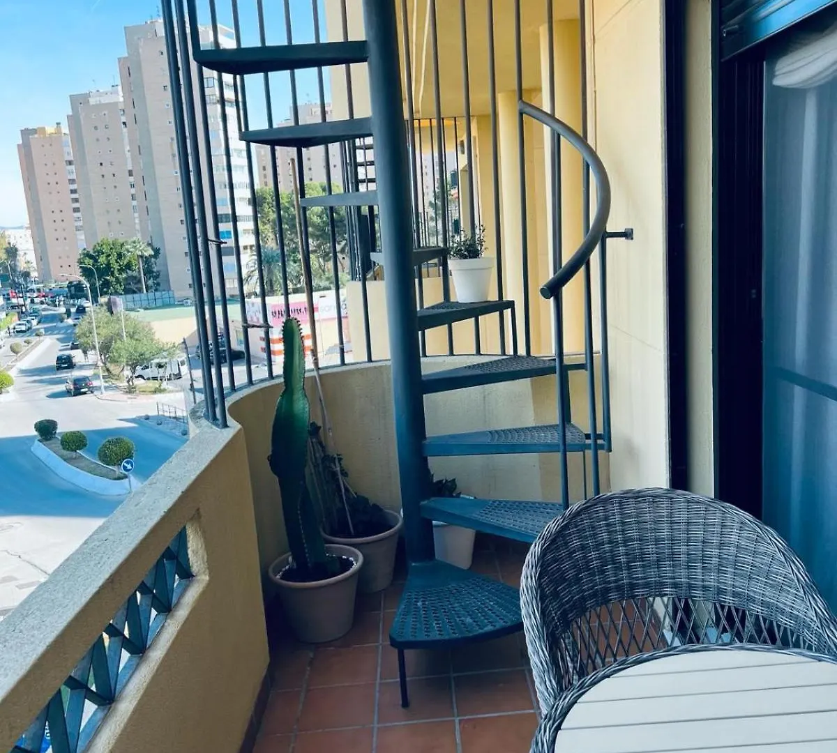 Penthouse, Solarium Sunshine & Pool Apartment Torremolinos 0*,
