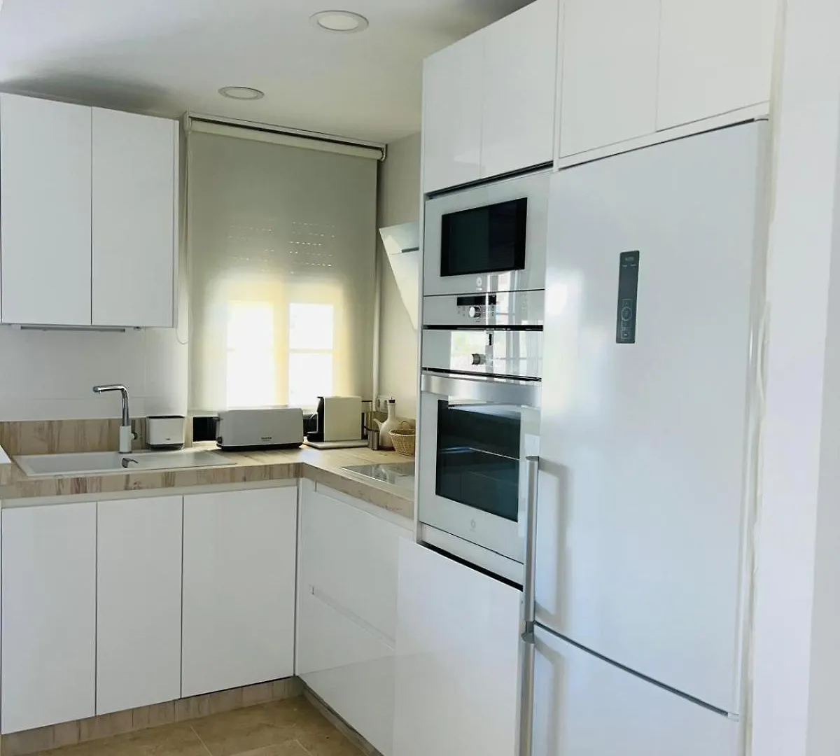 דירות טורמולינוס Penthouse, Solarium Sunshine & Pool